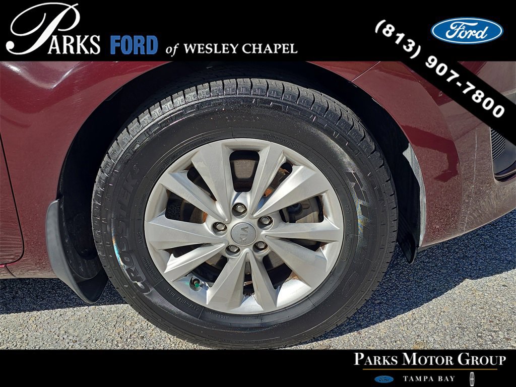 Used 2017 Kia Sedona LX w/ LX Essentials Premium Package image 31