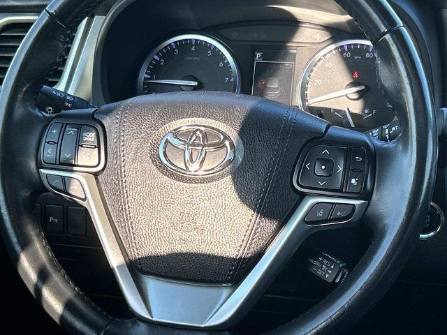 Used 2018 Toyota Highlander Limited w/ Protection Package #3 AWD/4WD image 13