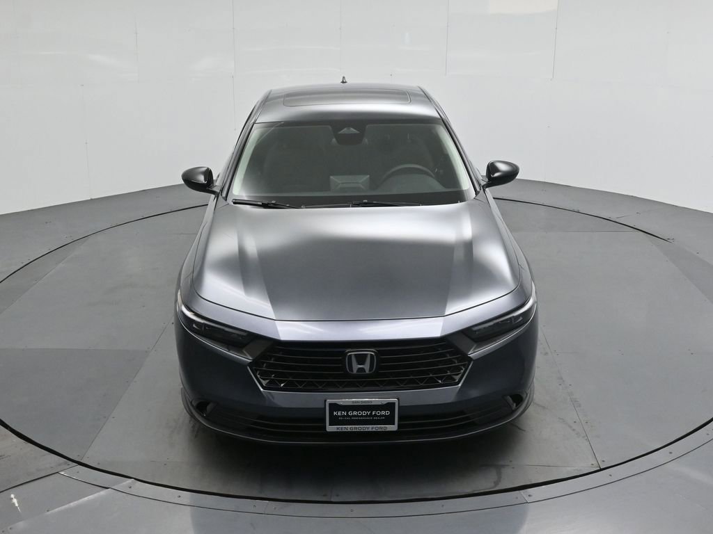 Used 2025 Honda Accord SE image 30
