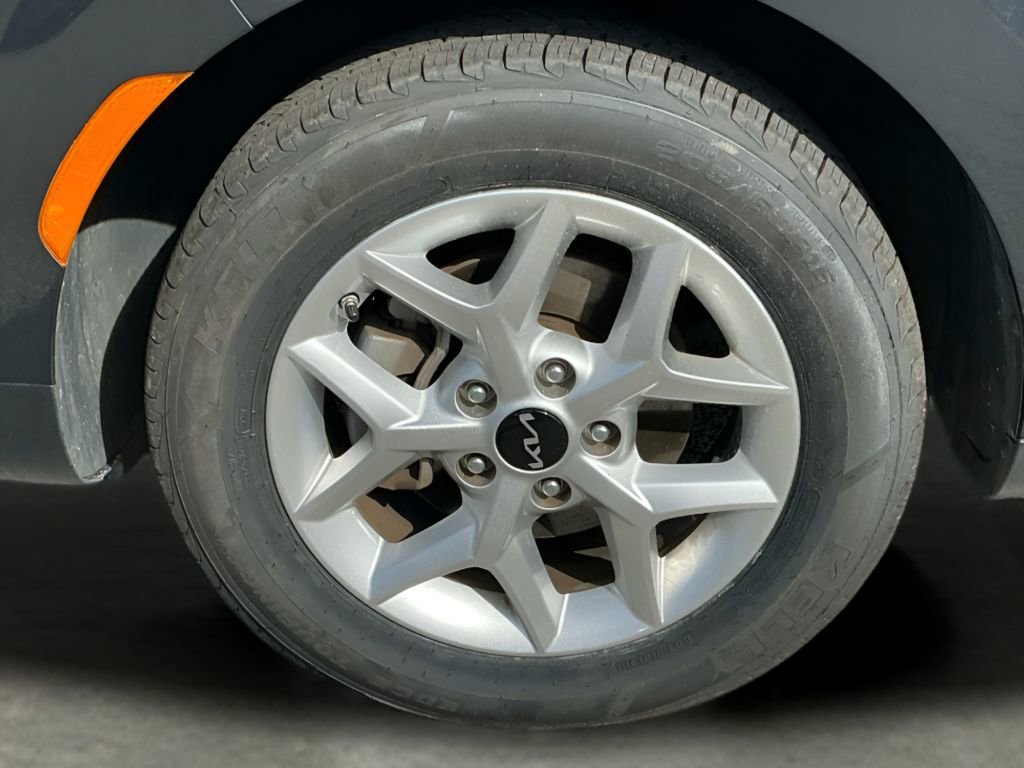 Used 2024 Kia Soul LX w/ Option Group 015 image 23