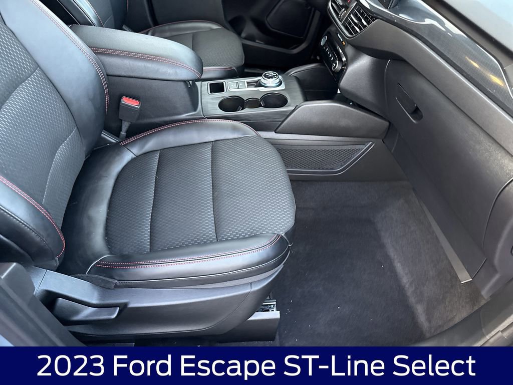 Certified 2023 Ford Escape ST-Line Select w/ Tech Pack #1 image 13