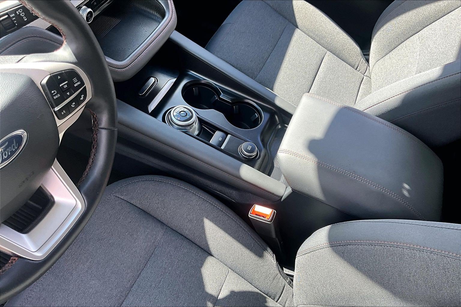 Certified 2025 Ford Explorer Active RWD image 17