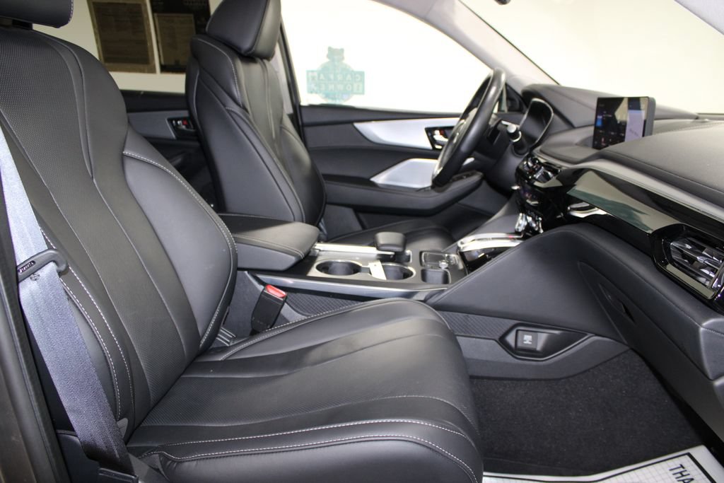 Used 2023 Acura MDX w/ Technology Package AWD/4WD image 29