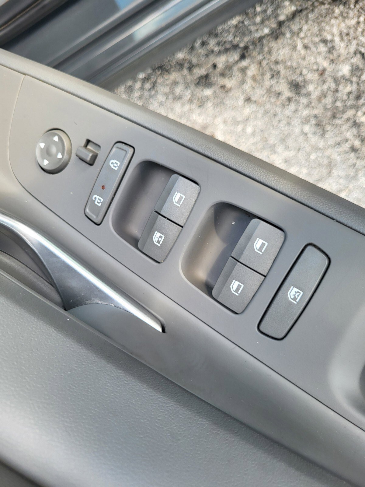 Used 2025 Hyundai Elantra Sport FWD image 17