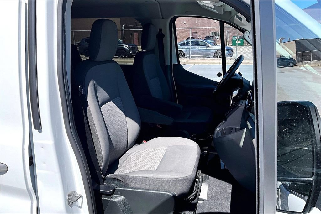 Certified 2024 Ford Transit 350 XLT RWD image 7