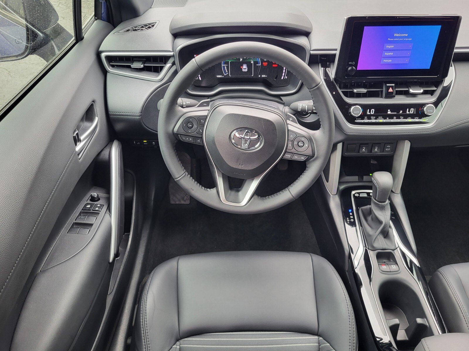 Used 2024 Toyota Corolla Cross AWD Hybrid w/ Convenience Package image 14