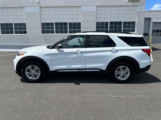 Certified 2020 Ford Explorer XLT w/ Comfort Package AWD/4WD image 3