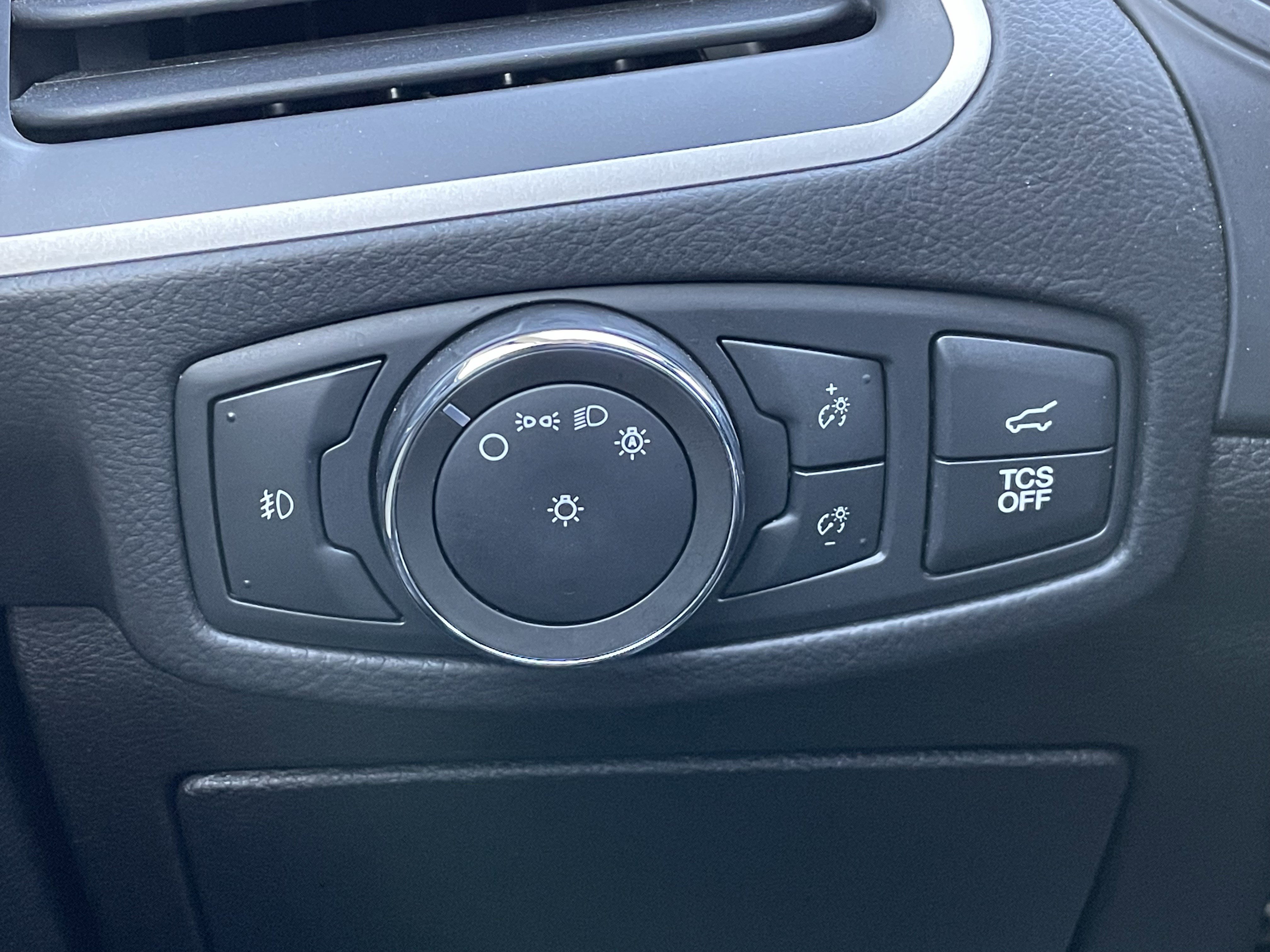 Certified 2022 Ford Edge SEL w/ Convenience Package image 23