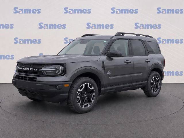 Certified 2023 Ford Bronco Sport Outer Banks w/ Tech Package AWD/4WD image 2
