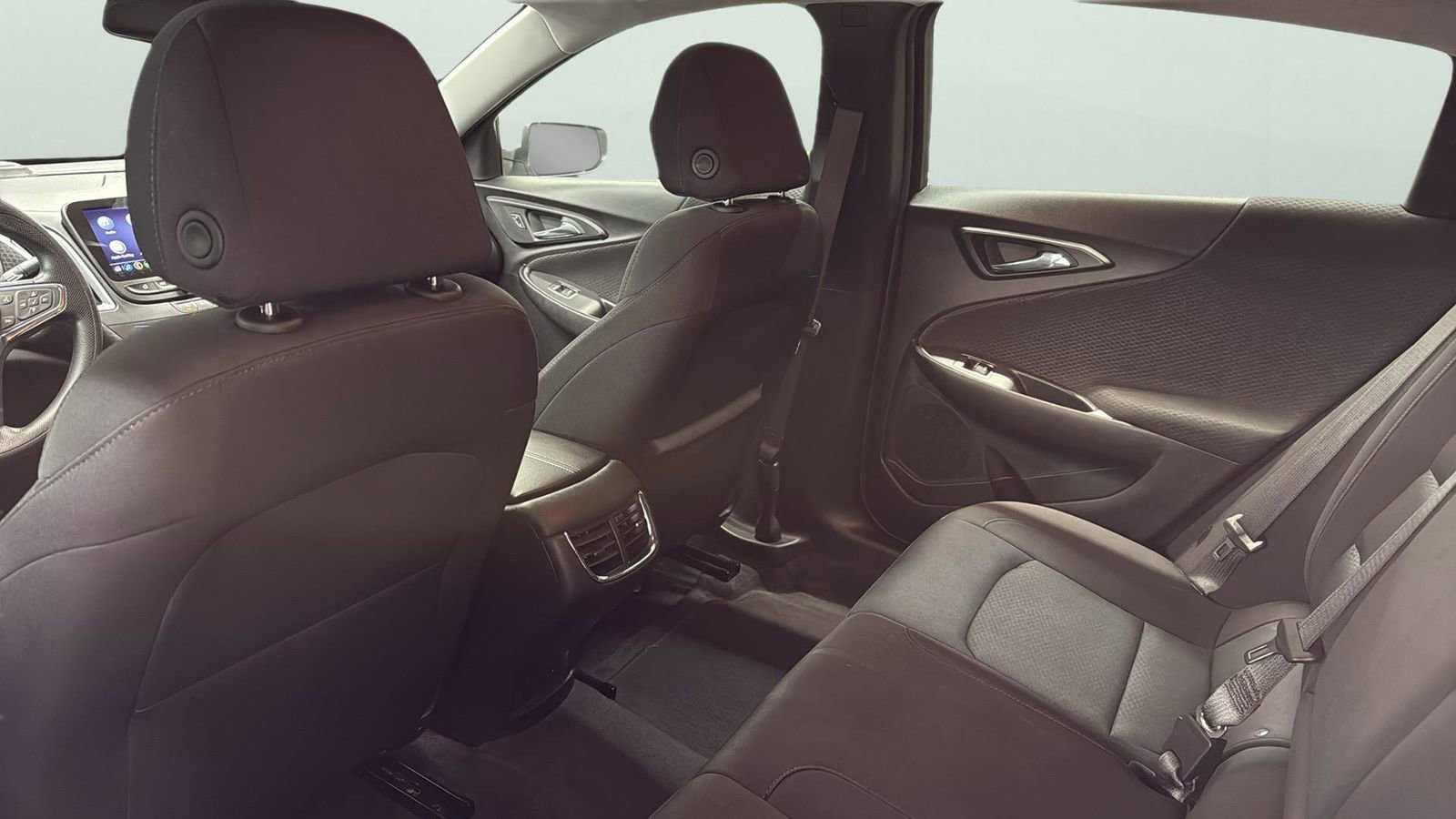 Used 2024 Chevrolet Malibu LT image 29