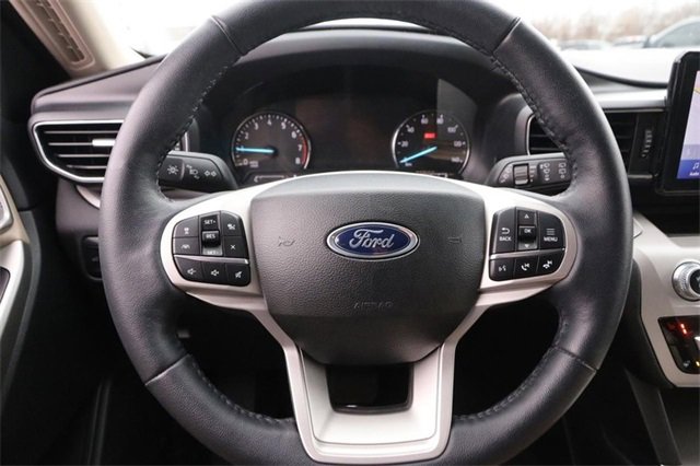 Certified 2023 Ford Explorer XLT w/ Equipment Group 202A image 13