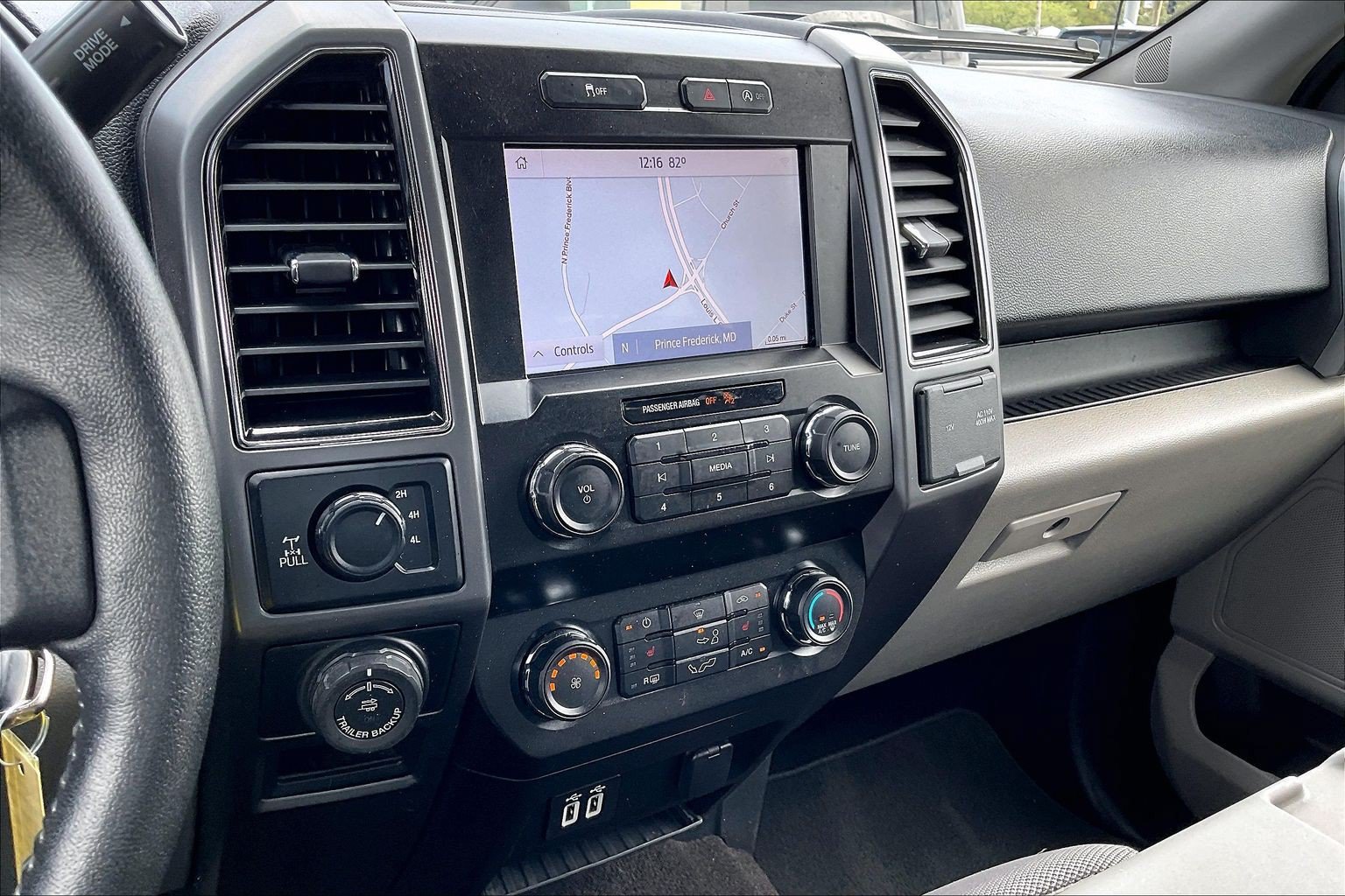 Certified 2020 Ford F150 XLT w/ Equipment Group 302A Luxury AWD/4WD image 6