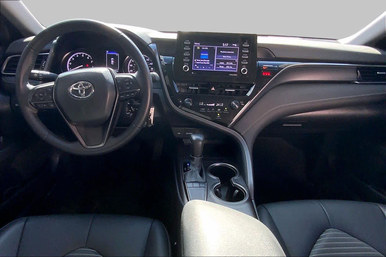 Used 2024 Toyota Camry SE FWD image 14