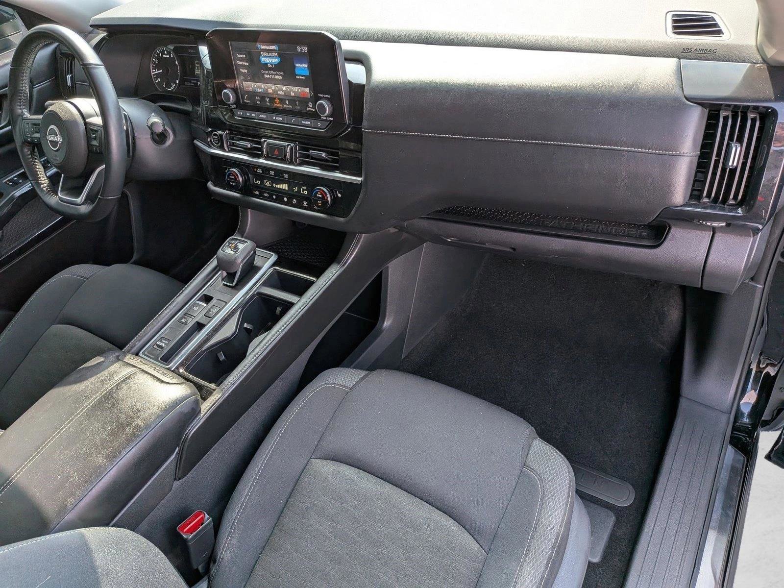 Used 2024 Nissan Pathfinder SV w/ SV Premium Package FWD image 20