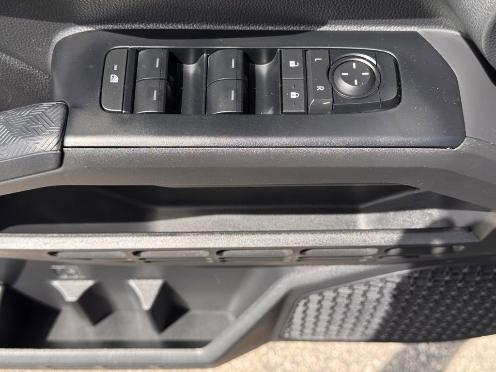 Used 2025 Toyota Tacoma SR5 image 16
