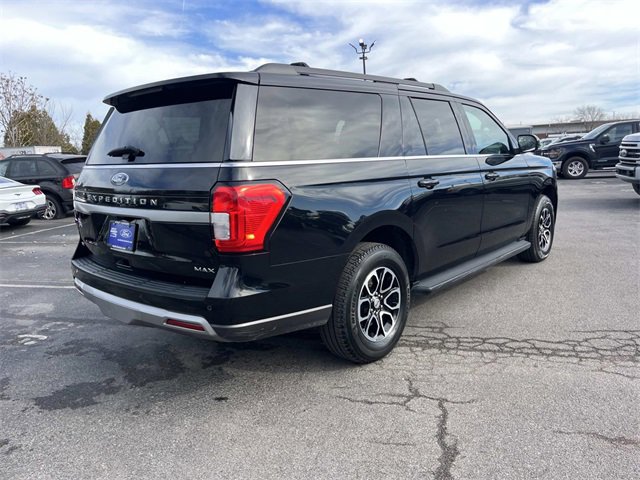 Certified 2024 Ford Expedition Max XLT image 3