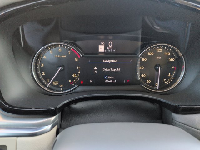 Used 2021 Cadillac XT5 Premium Luxury w/ LPO, Floor Liner Package FWD image 37