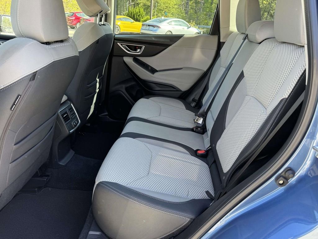 Used 2024 Subaru Forester Premium AWD/4WD image 21