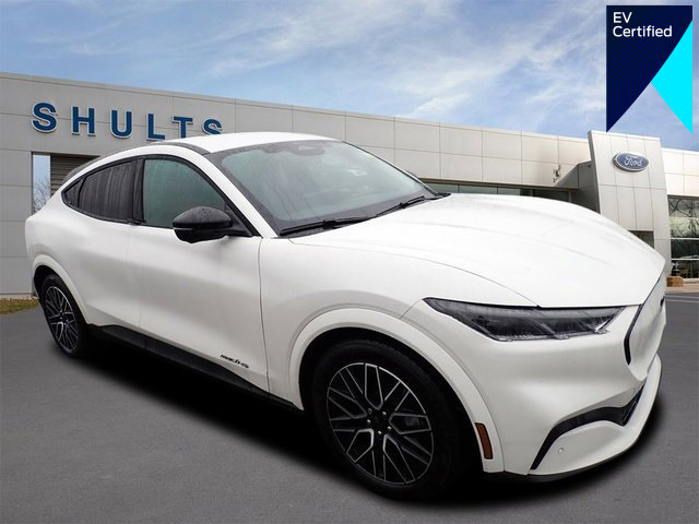 Certified 2025 Ford Mustang Mach-E Premium image 1