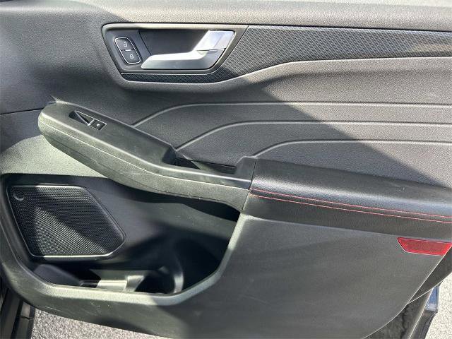 Certified 2023 Ford Escape ST-Line image 25