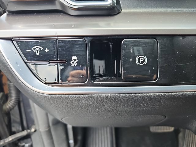 Used 2023 Kia Sportage EX FWD image 30