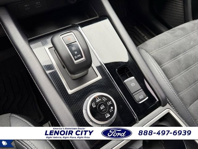 Used 2023 Mitsubishi Outlander SE Black Edition image 27