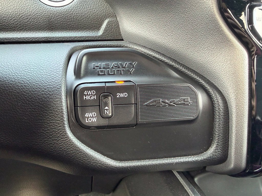 Used 2024 RAM 2500 Big Horn w/ Safety Group AWD/4WD image 25