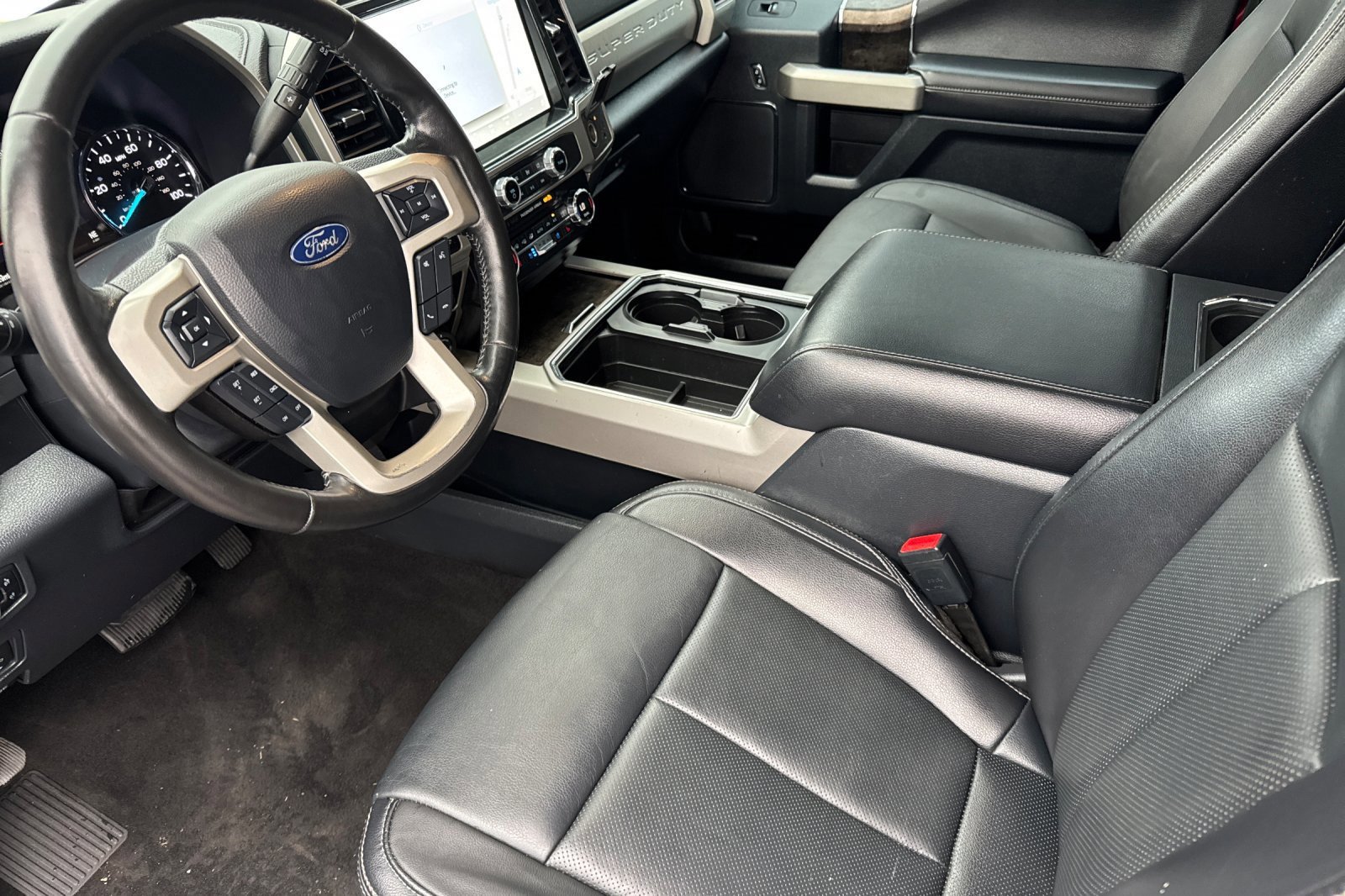 Certified 2022 Ford F250 Lariat w/ Lariat Ultimate Package image 11