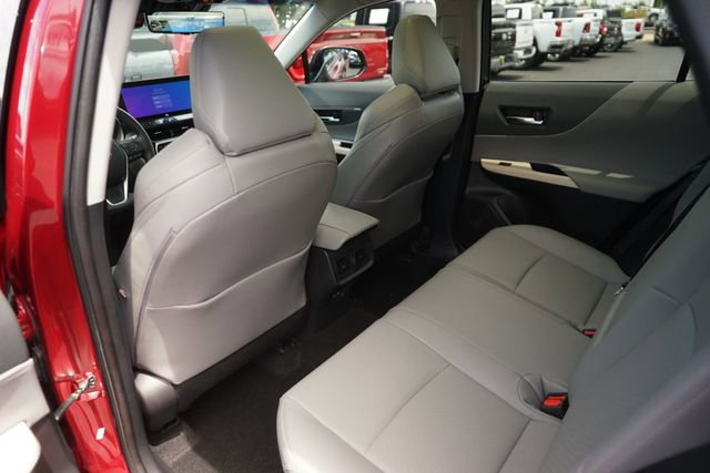 Used 2023 Toyota Venza Limited AWD/4WD image 12