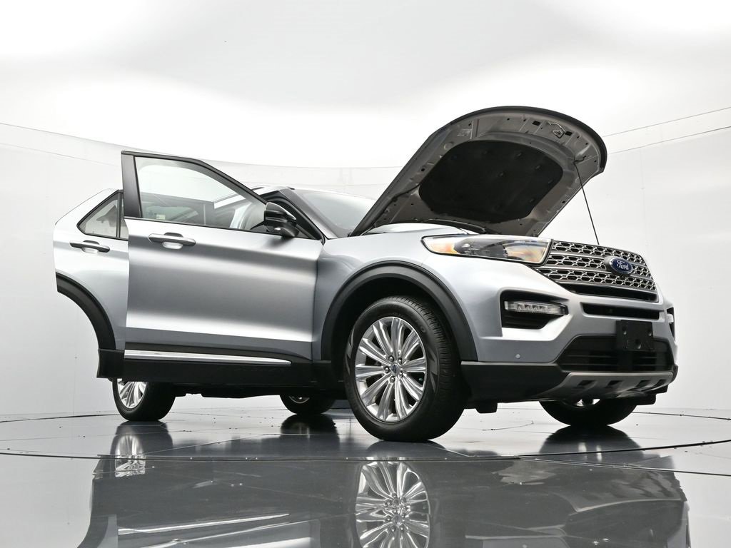 Certified 2022 Ford Explorer Limited w/ Limited Technology Package image 51