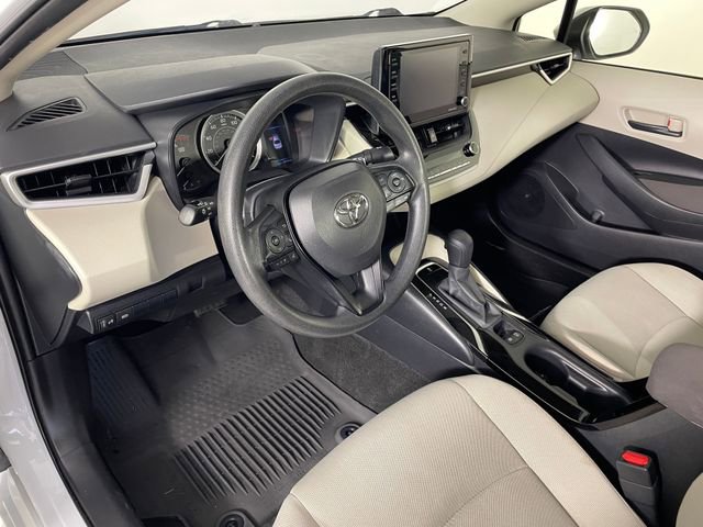 Used 2022 Toyota Corolla LE w/ LE Premium Package image 3
