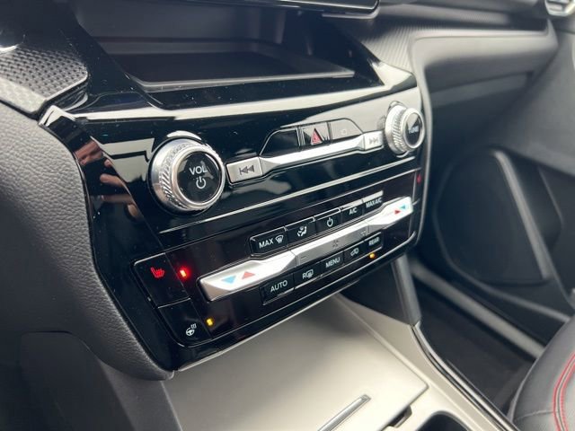 Certified 2023 Ford Explorer ST-Line w/ Class IV Trailer Tow Package image 17