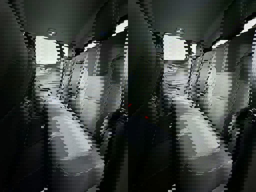 Used 2023 Chevrolet Blazer LT image 17