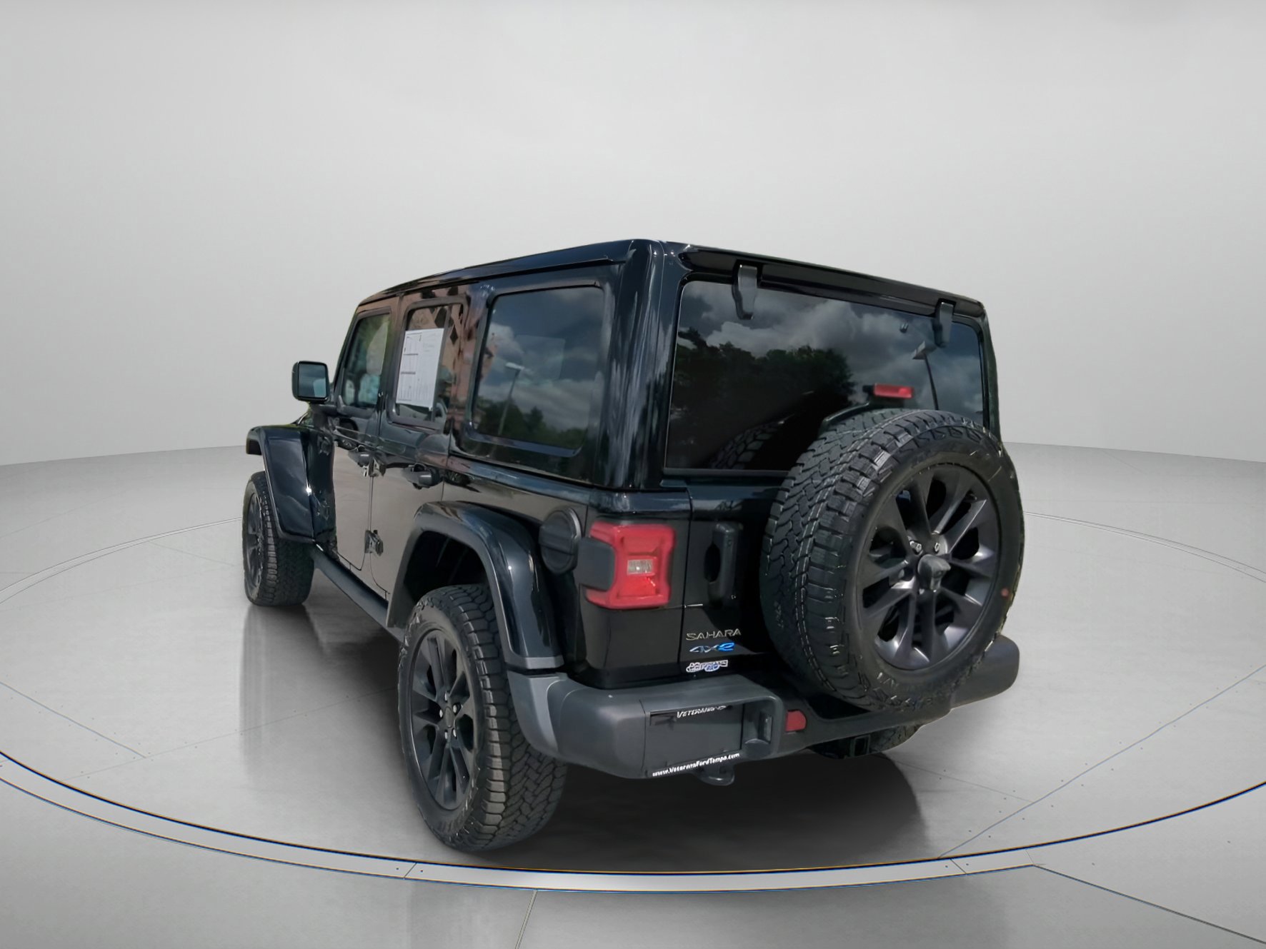 Used 2025 Jeep Wrangler Backcountry image 16