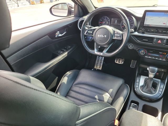 Used 2023 Kia Forte GT-Line w/ GT-Line Premium Package FWD image 15