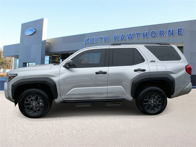 Used 2025 Toyota 4Runner SR5 image 2