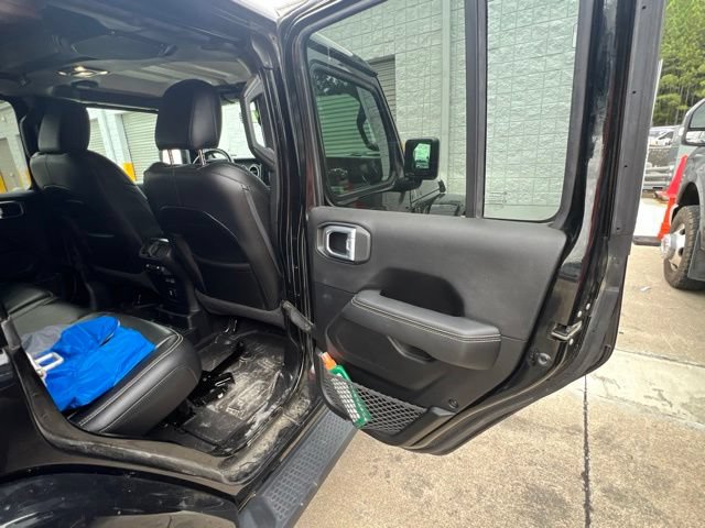 Used 2021 Jeep Wrangler Unlimited Sahara AWD/4WD image 21