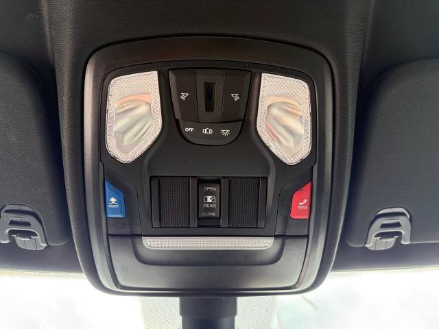 Used 2023 RAM 1500 Big Horn AWD/4WD image 32