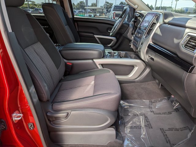 Used 2024 Nissan Titan SV w/ SV Convenience Package AWD/4WD image 36