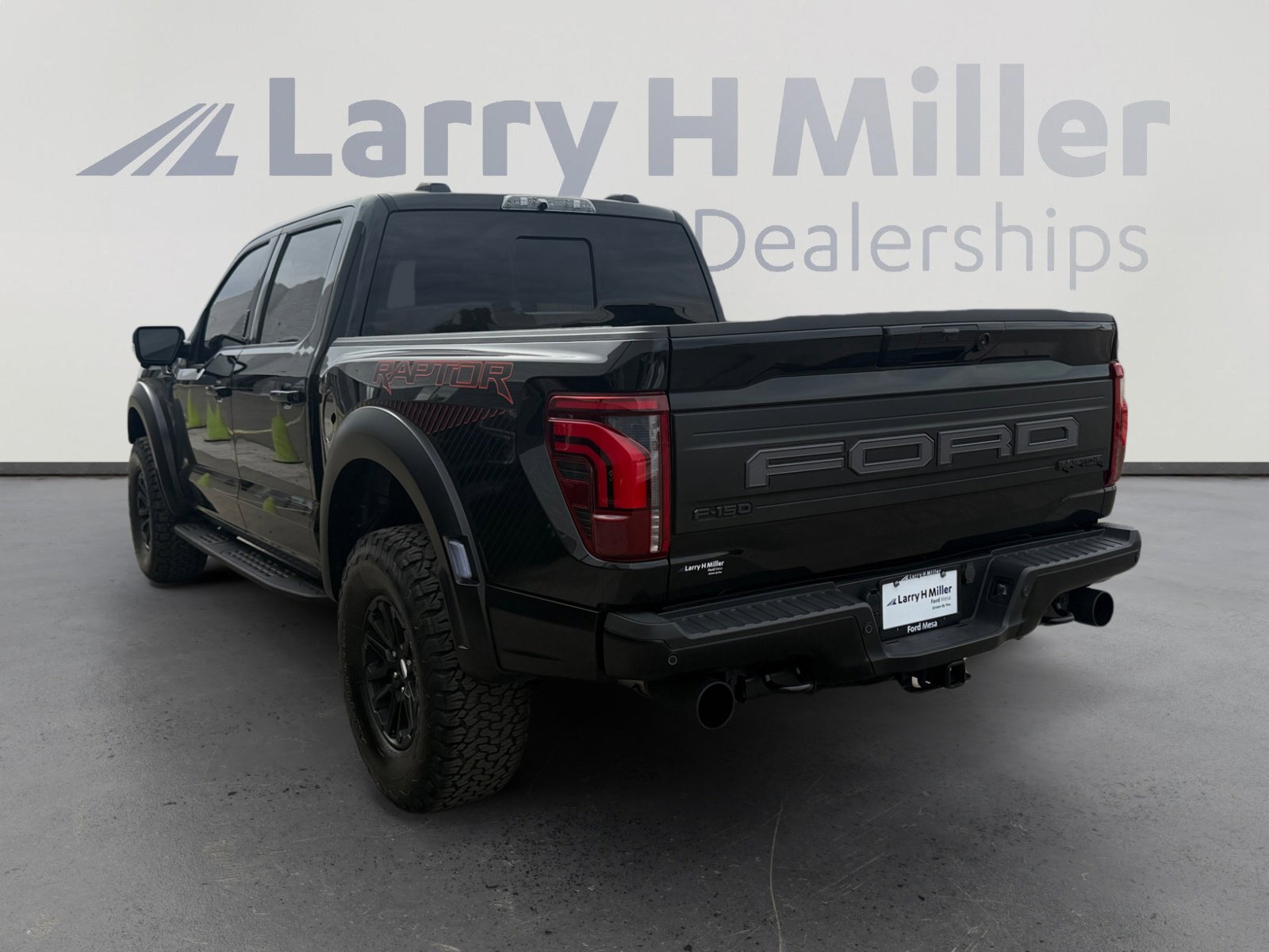 Certified 2024 Ford F150 Raptor image 3