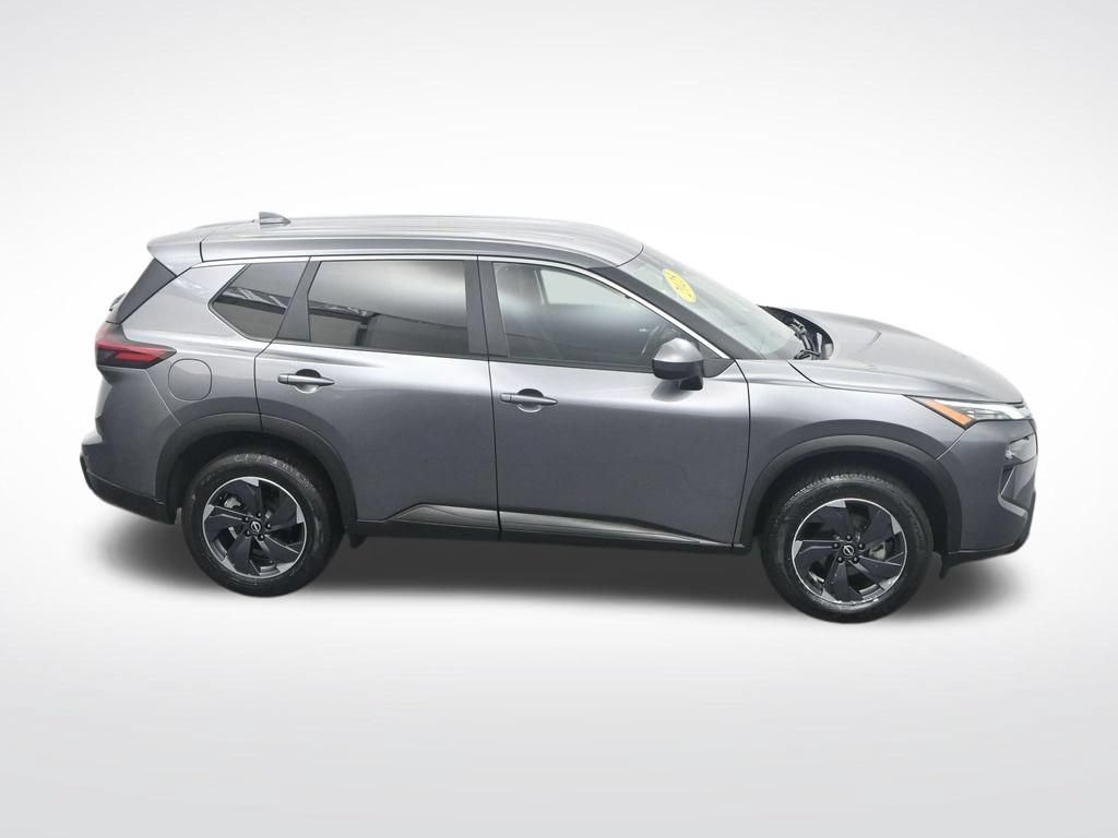 Used 2025 Nissan Rogue SV FWD image 37