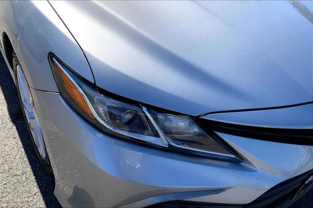 Used 2021 Toyota Camry LE FWD image 27