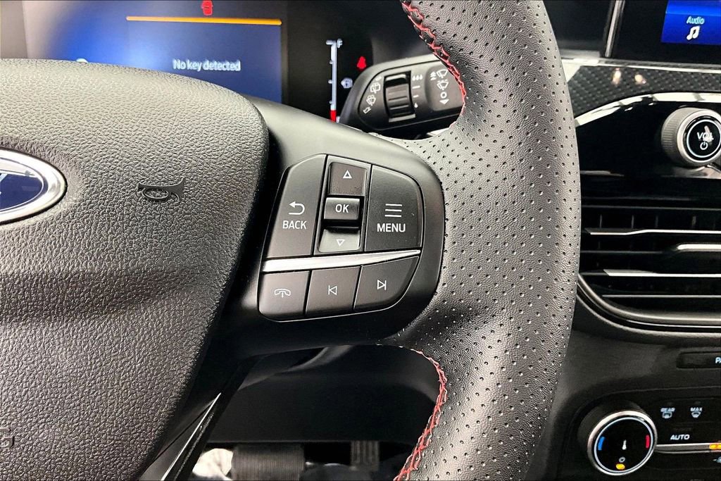 Certified 2025 Ford Escape ST-Line image 19