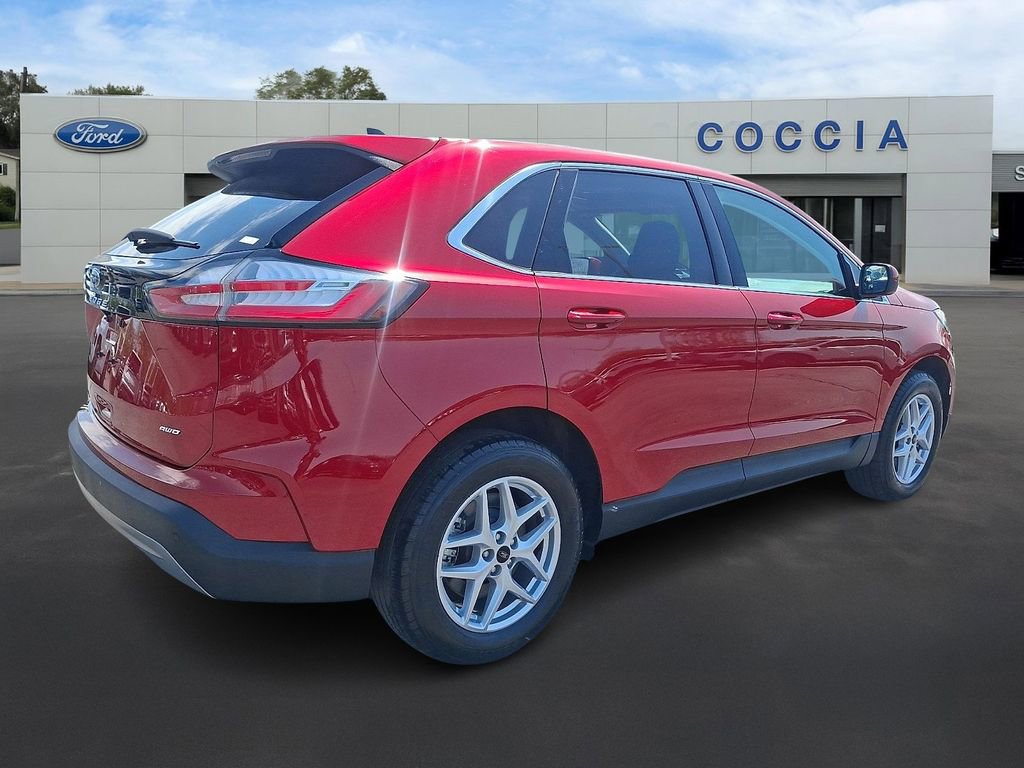 Certified 2023 Ford Edge SEL w/ Convenience Package AWD/4WD image 4