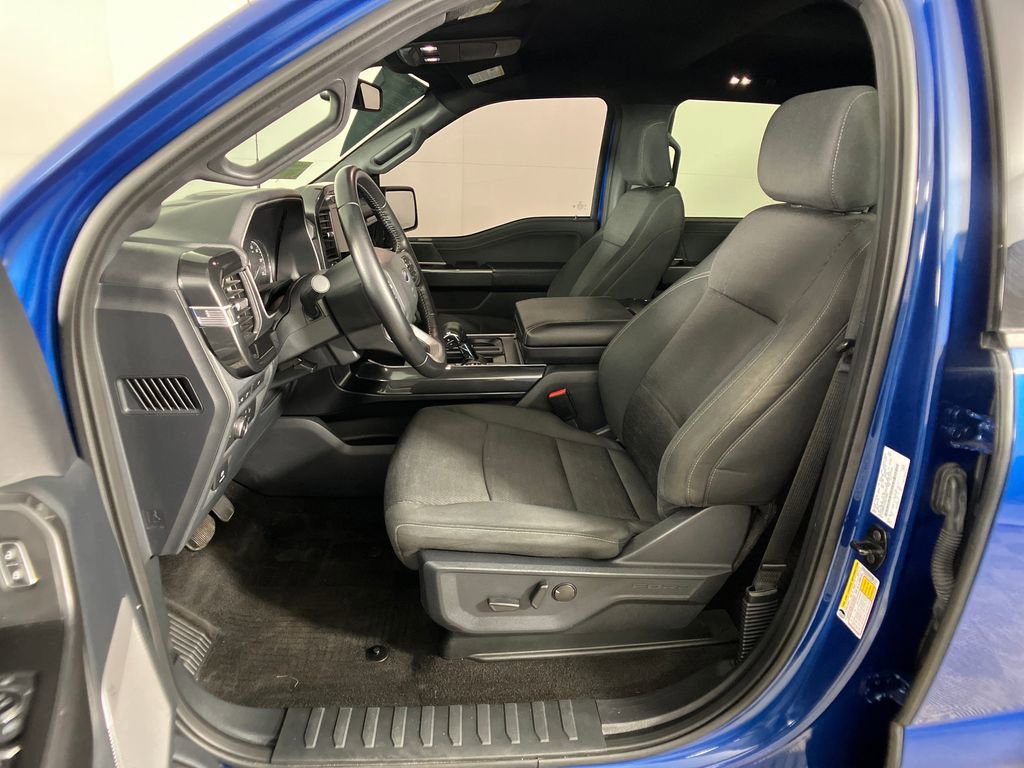 Certified 2022 Ford F150 XLT w/ Equipment Group 302A High image 33