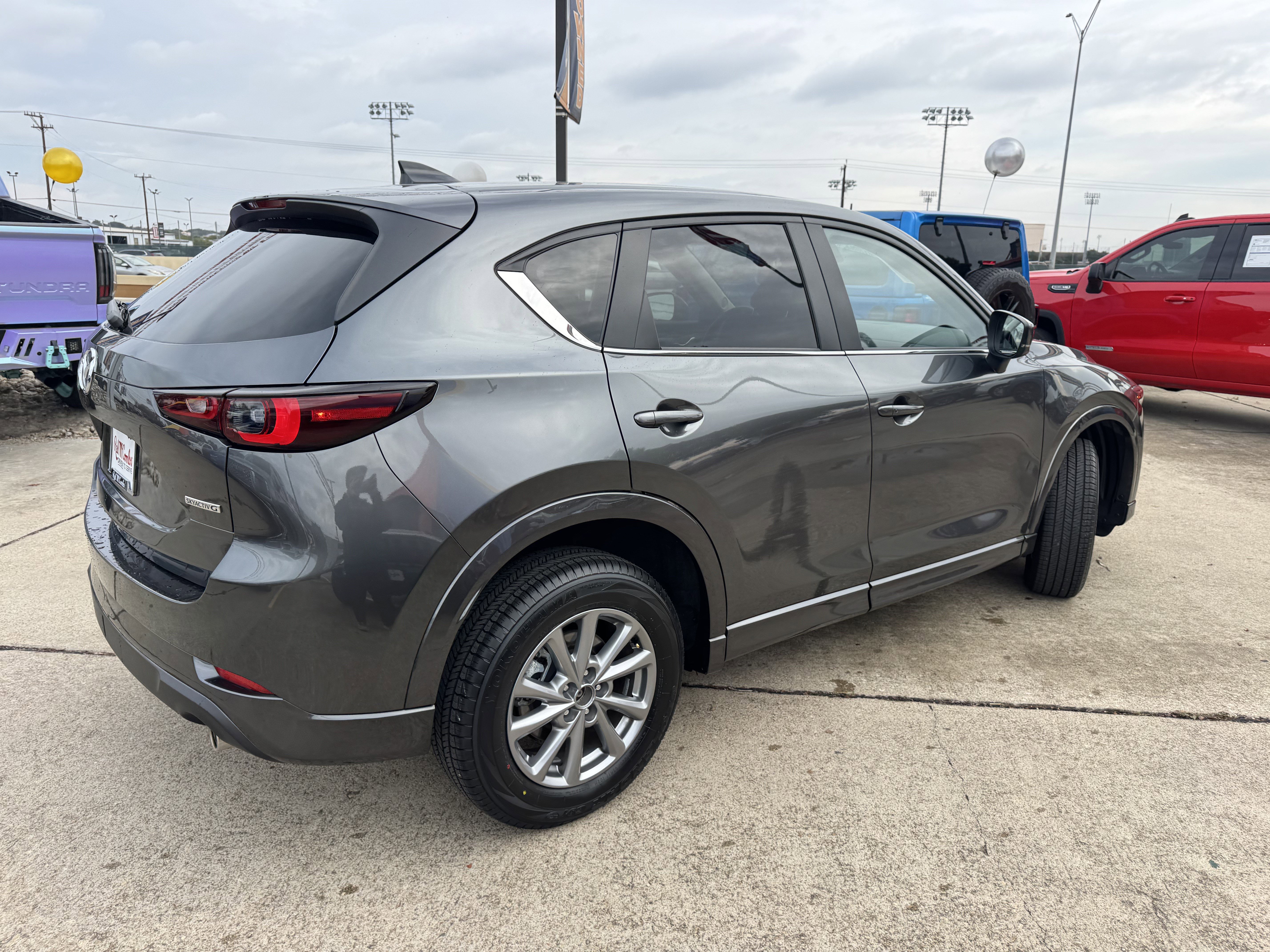 Used 2025 MAZDA CX-5 AWD 2.5 S w/ Select Package image 5