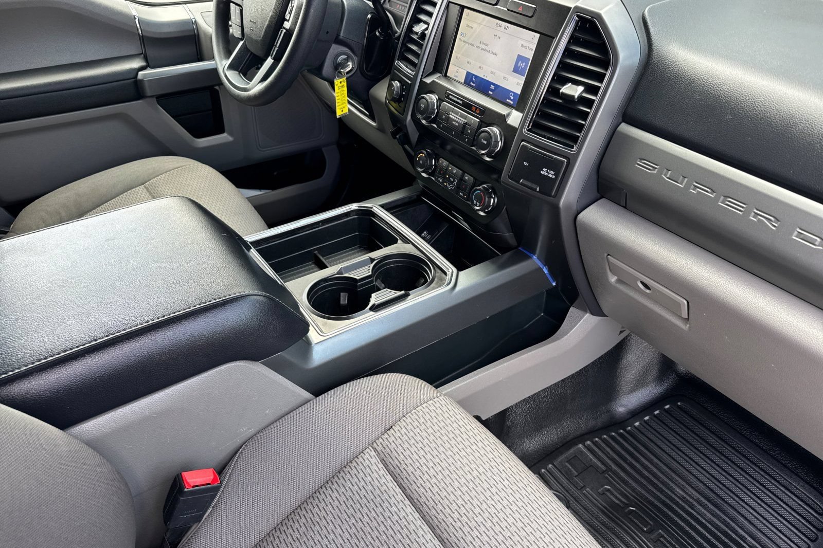 Certified 2022 Ford F250 XLT w/ XLT Premium Package AWD/4WD image 16