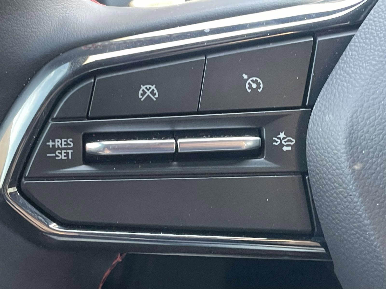 Used 2024 Chevrolet Equinox EV RS image 22