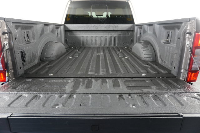 Certified 2022 Ford F350 Lariat w/ Chrome Package AWD/4WD image 9