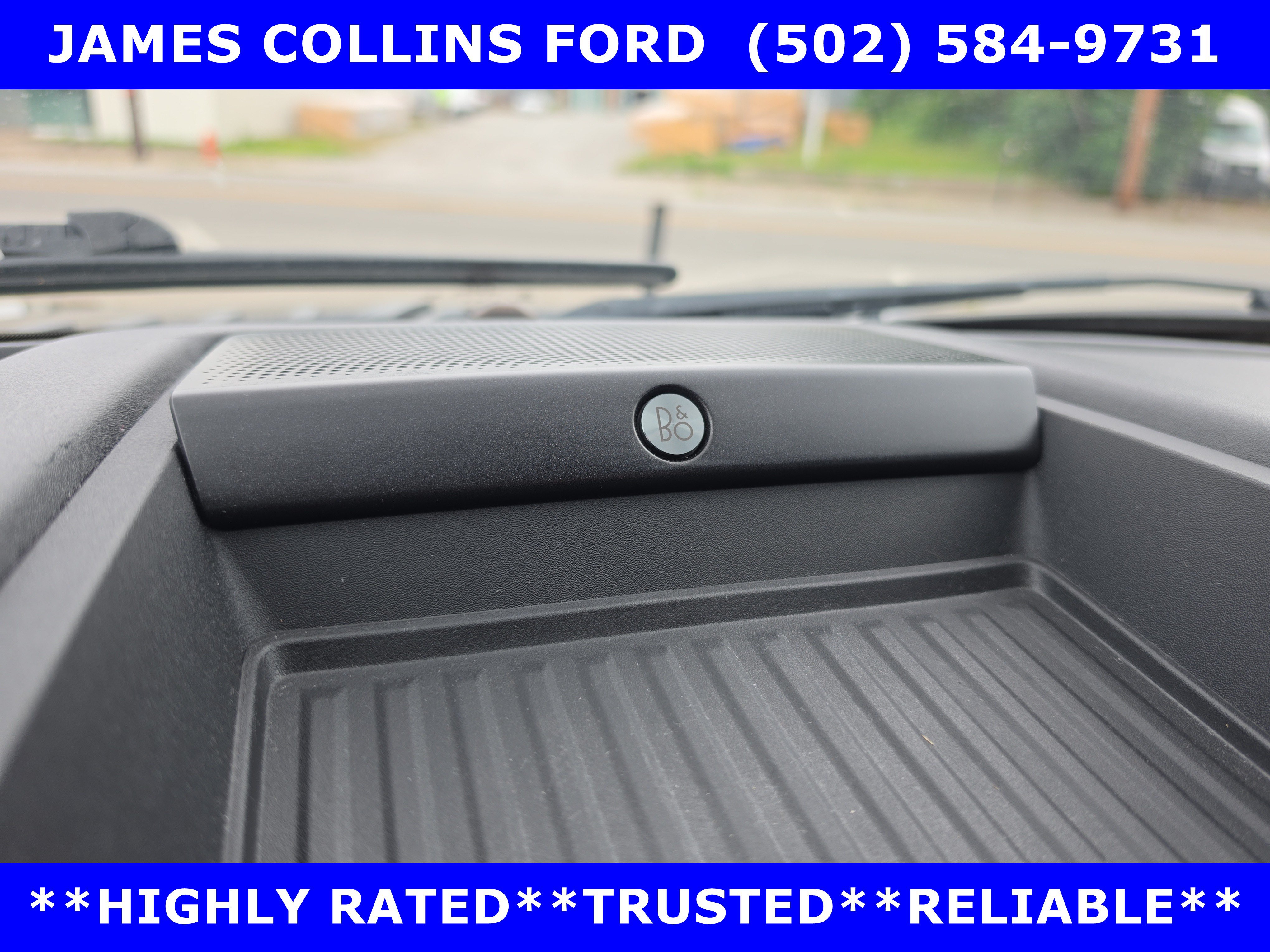 Certified 2018 Ford F150 Lariat w/ Equipment Group 502A Luxury AWD/4WD image 28